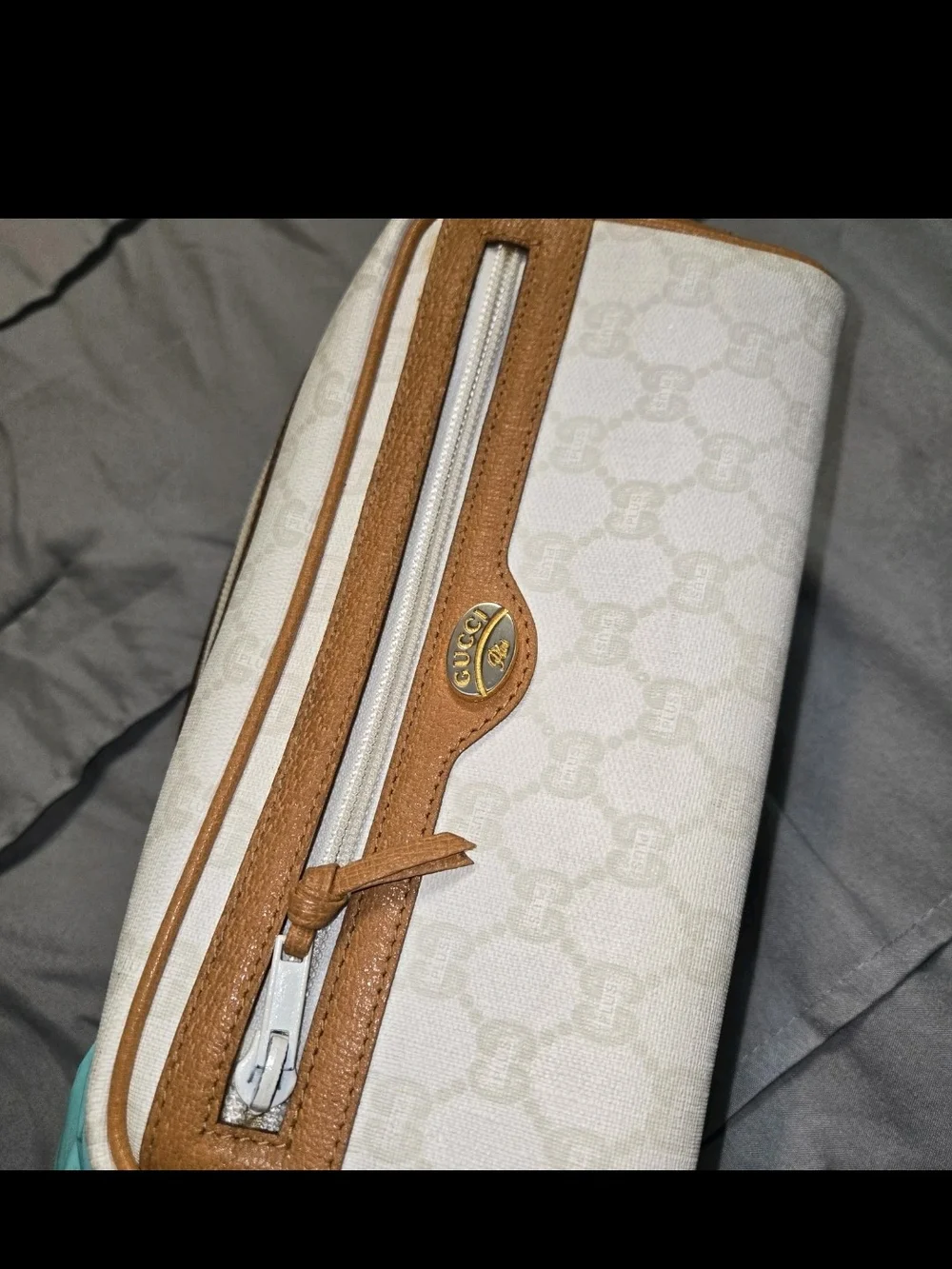 Vintage Gucci GG Supreme Toiletry Pouch Unisex